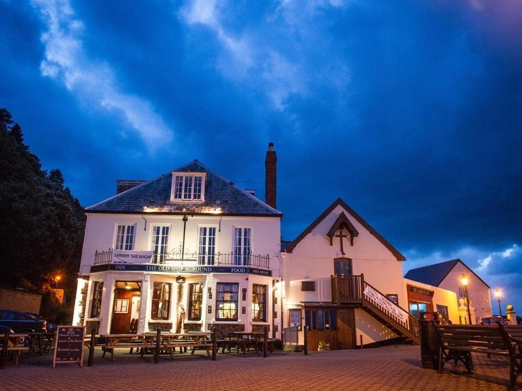 The Old Ship Aground Hotel Minehead Eksteriør billede